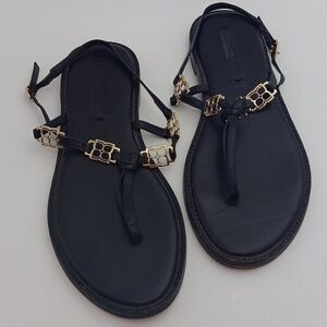 BCBG MAXAZARIA SANDALS